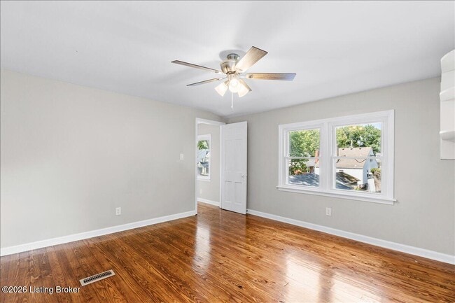 Building Photo - 3921 Staebler Ave