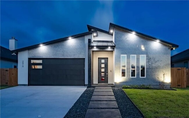 Building Photo - 2610 Lady Andrea Dr