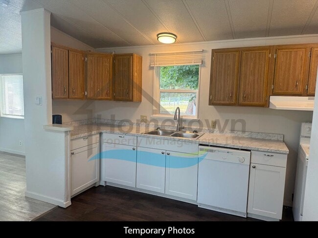 Building Photo - Relaxed Country Living in Athol – 2 Bed, 2...