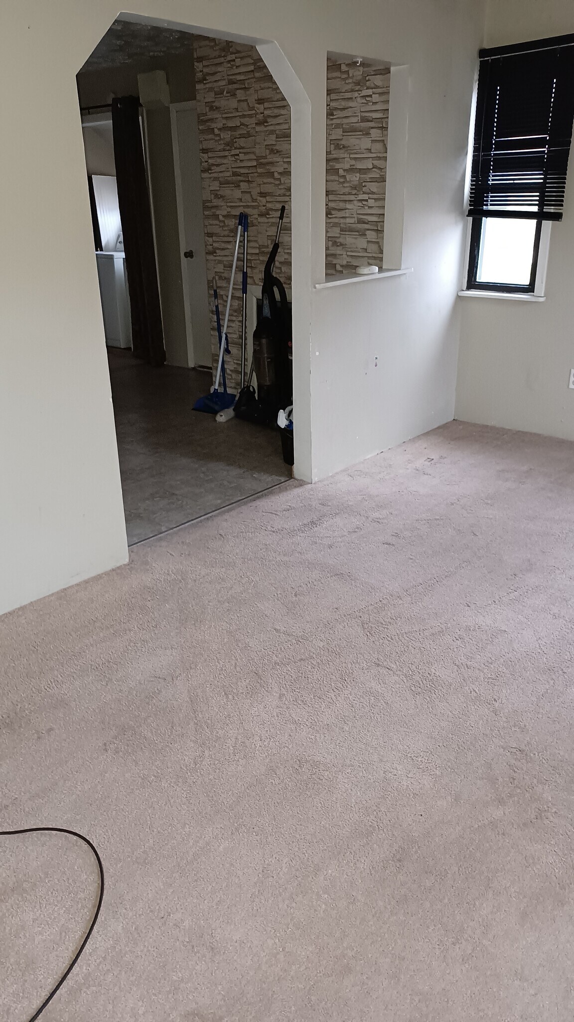 Building Photo - 120 Watkins Ave