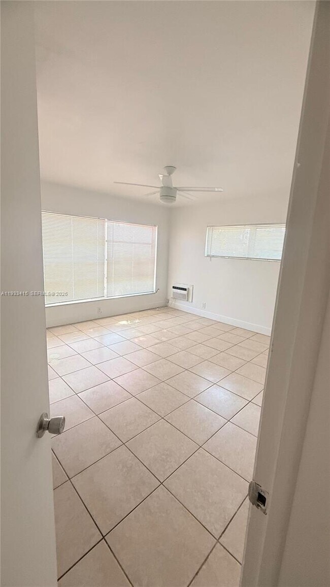 Building Photo - 2525 Polk St