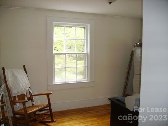Building Photo - 2514 Vail Ave