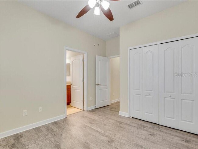 Building Photo - 1569 Thetford Cir