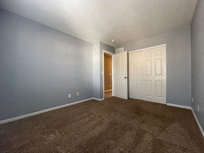Building Photo - 1251 Hall Ln