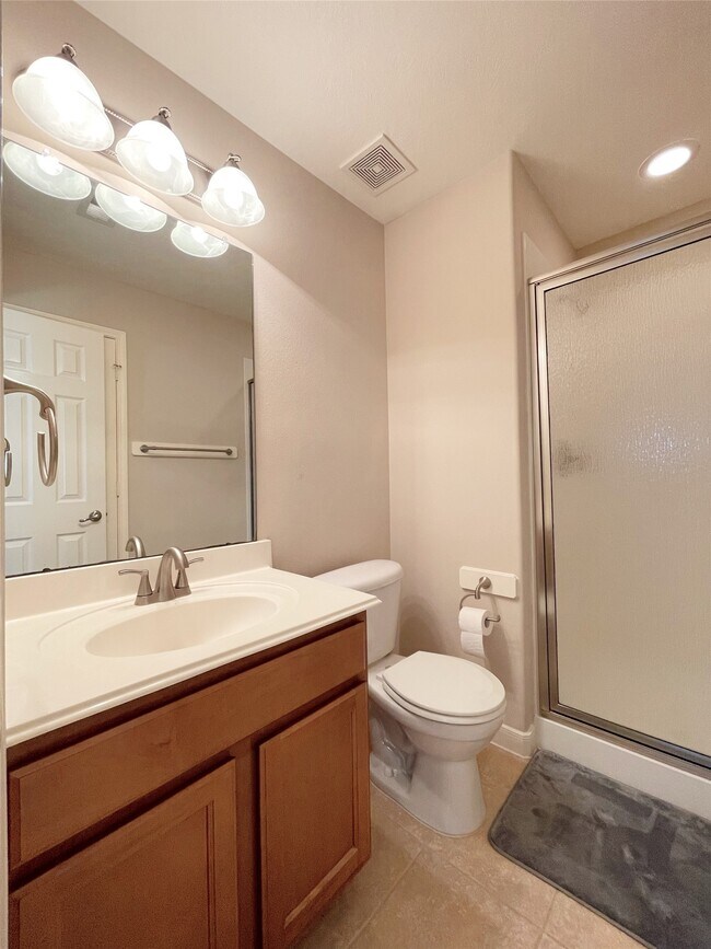 Building Photo - 6115 Summerfield Glade Ln