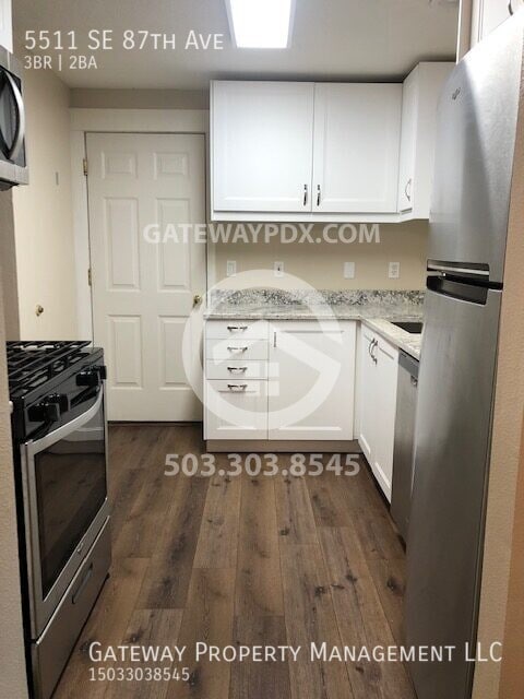 Building Photo - 5511 SE 87th Ave
