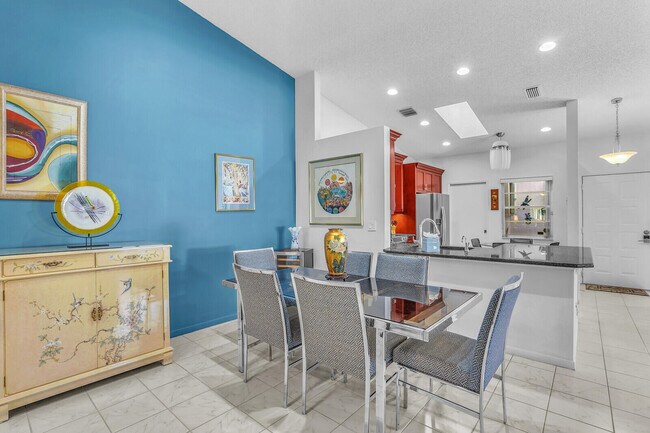 Building Photo - 6099 Waldwick Cir