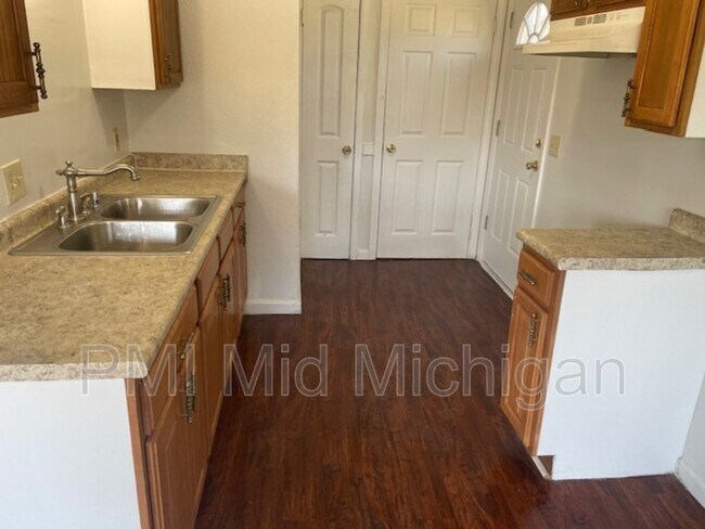 Building Photo - 4515 Baldwin Blvd