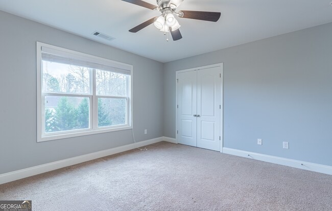 Building Photo - 1280 Binghampton Cir