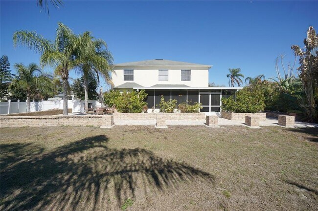 Building Photo - 10905 Capstan Lake Dr