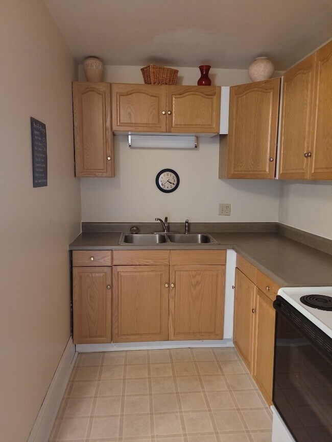 Building Photo - RBAC413