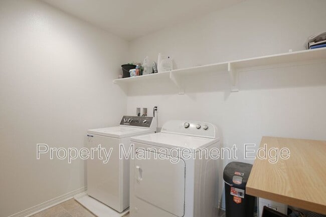 Building Photo - 30463 Ridgely Way