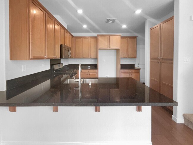 Building Photo - 3234 Bridgeway Dr