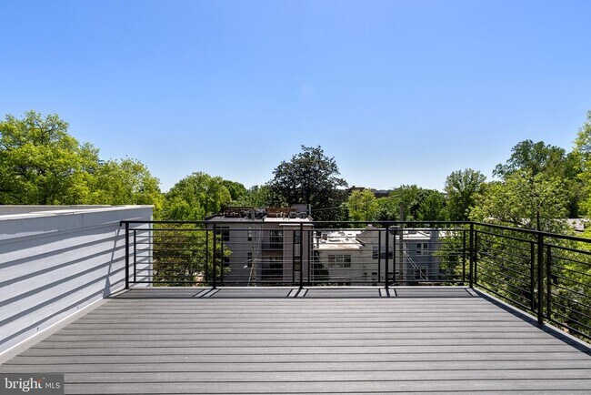 Building Photo - 3802 T St NW