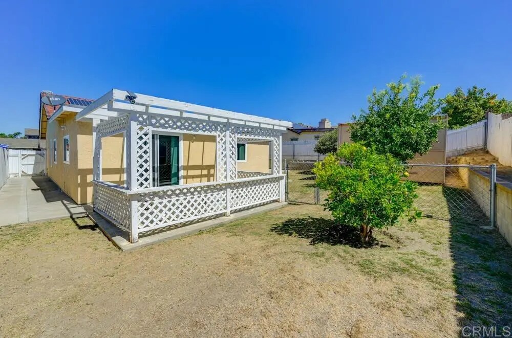 Building Photo - 6435 Bullock Dr