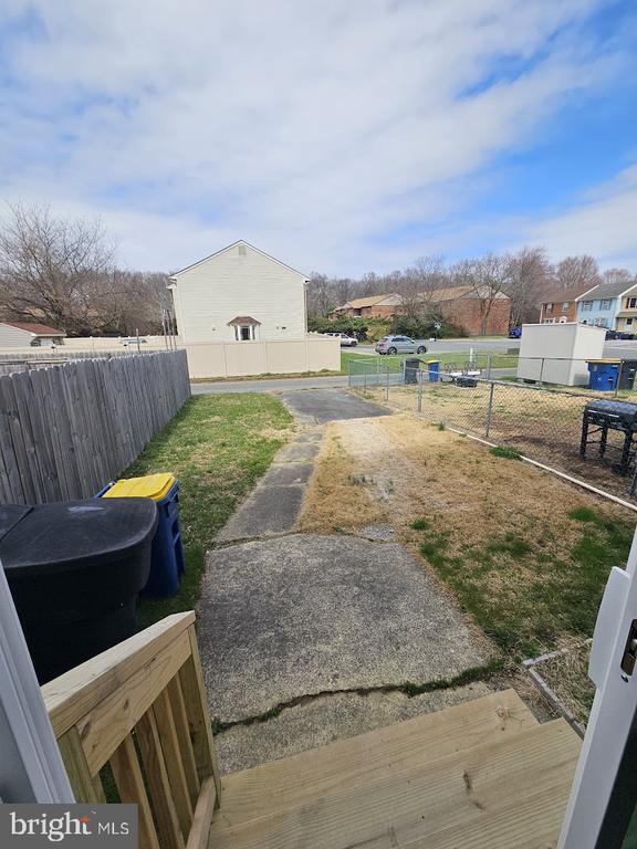 Building Photo - 33 Fieldstone Ct