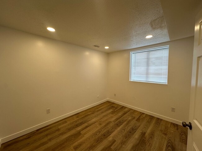 Building Photo - 2350 W 6000 S