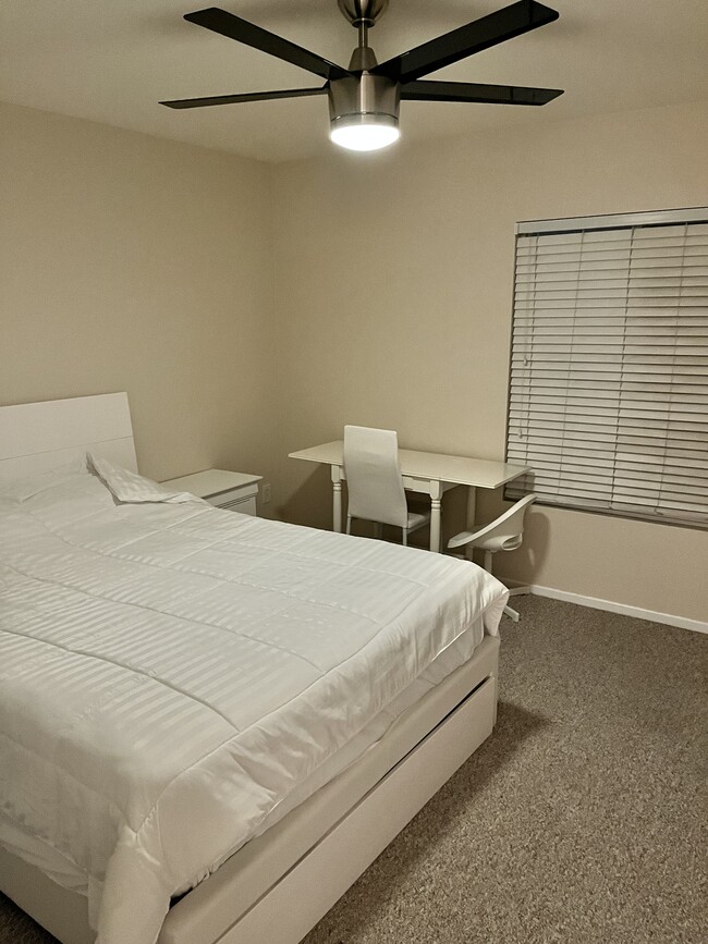 Room Cost: $1500 per month - 3470 Coastline Pl