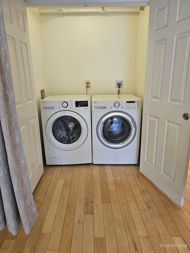 Building Photo - 461 Belvedere St