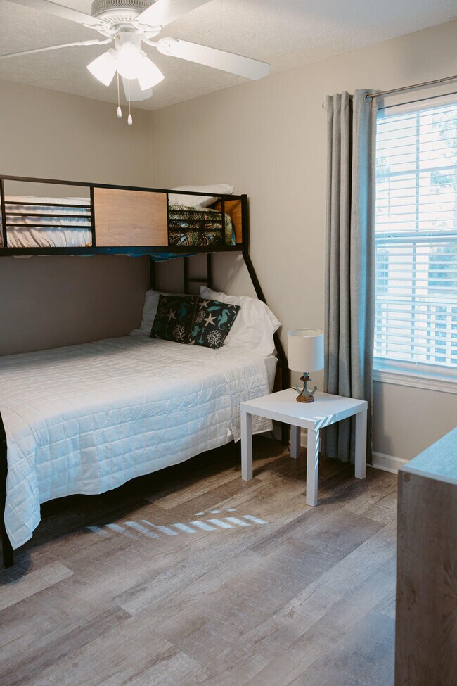 Building Photo - 11808 Cabana Ct