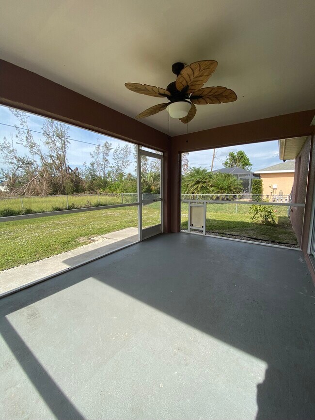 Building Photo - 1804 NW 1st Ave