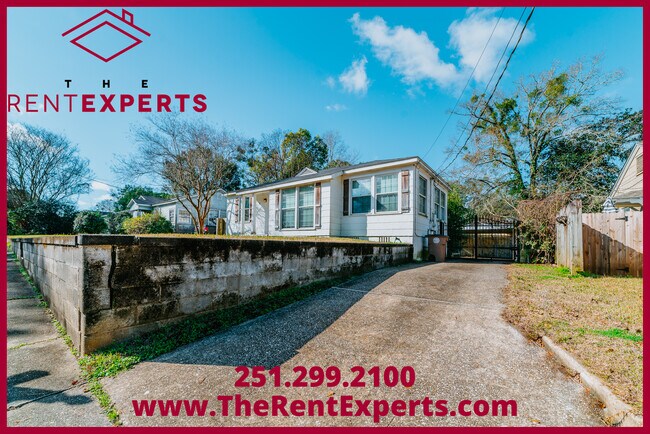 Building Photo - 254 Pinehill Dr