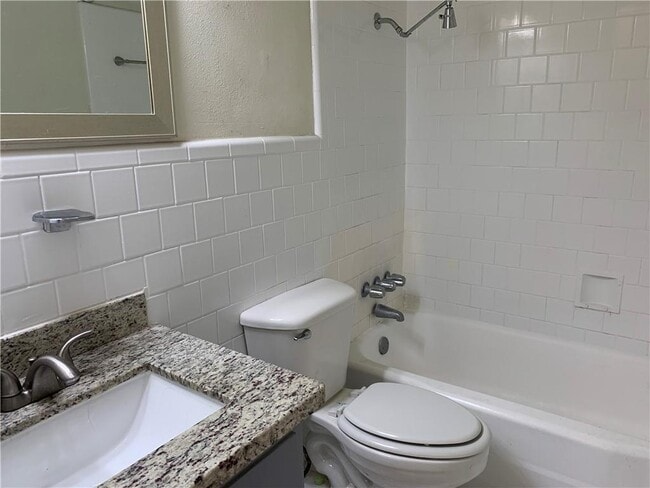 Building Photo - 1315 Norwalk Ln