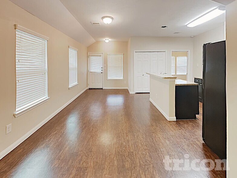 Building Photo - 21427 Ryans Path Ln