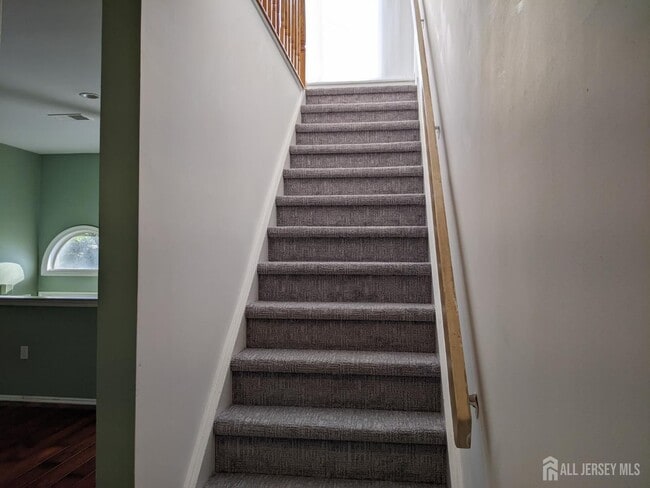 Building Photo - 310 Michaels Ct