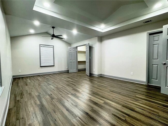 Building Photo - 160 Maddox Rd