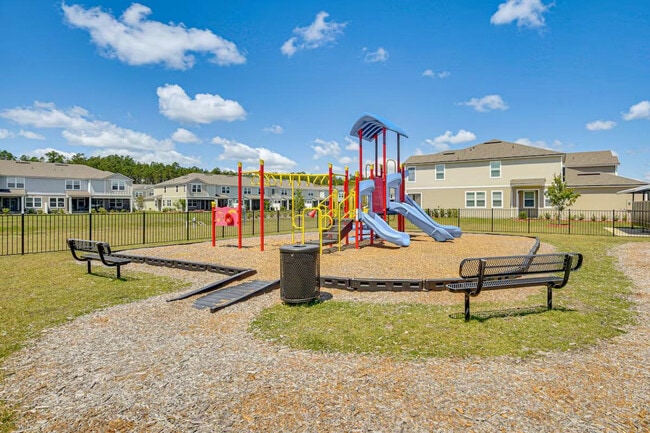 Building Photo - 134 Redbud Rd