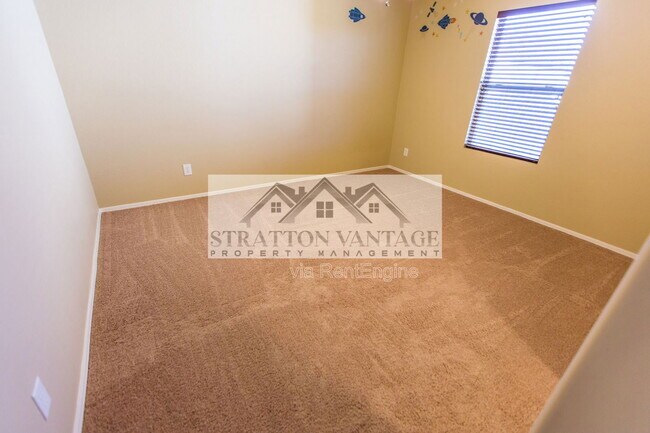 Building Photo - 976 S Adam Way