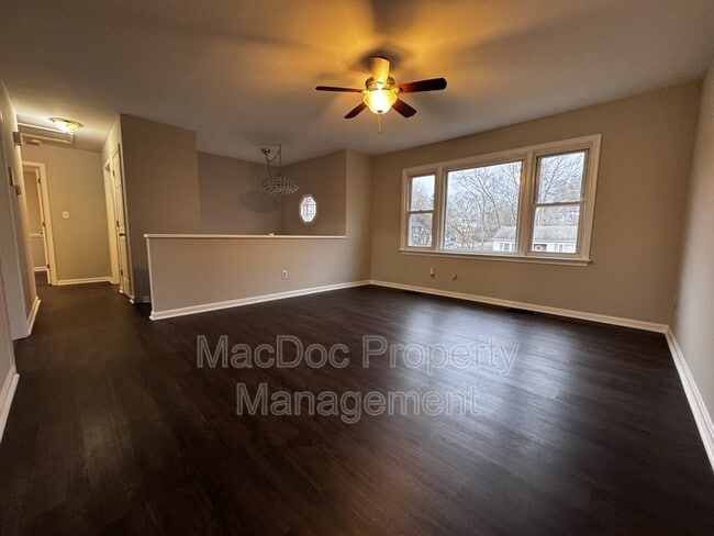 Building Photo - 7301 Drew Ln