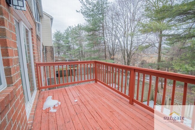 Building Photo - 43 Wellspring Cir