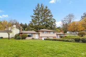 Building Photo - hillcrest