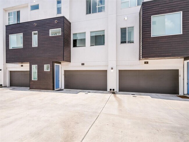 Building Photo - 505 Tillery St