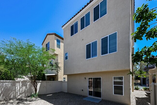 Building Photo - 9511 Leaping Lizard St