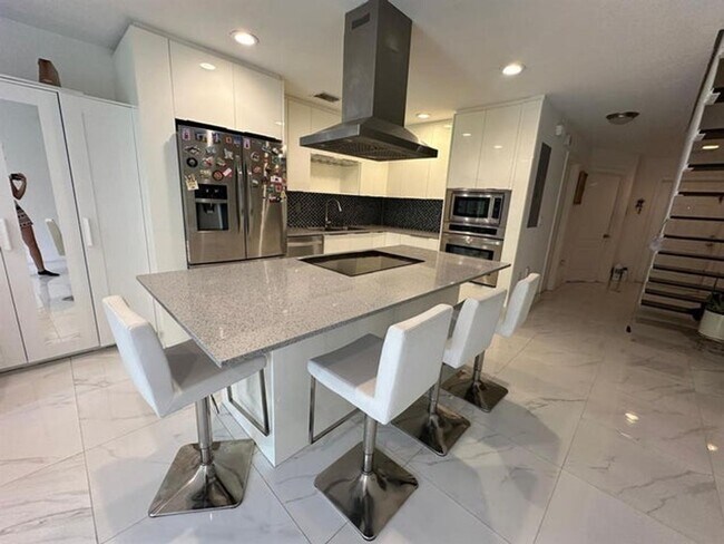 Building Photo - 3052 SW 129th Terrace