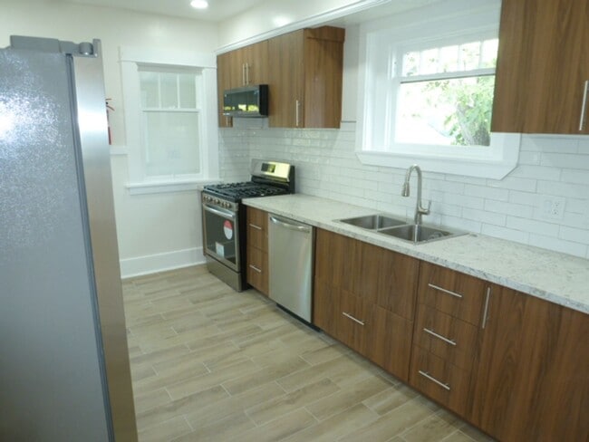 Building Photo - Historic Building in West Reno for Sale or Rent