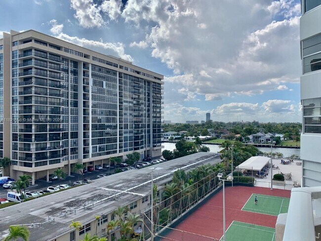 Building Photo - 1985 S Ocean Dr