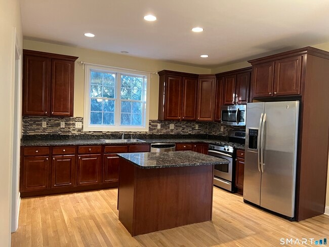 Building Photo - 22 Alcott Way