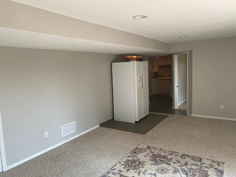 Building Photo - 5685 S Quemoy Ct