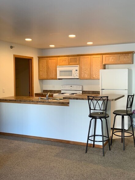 Building Photo - 3636 Calvert Rd