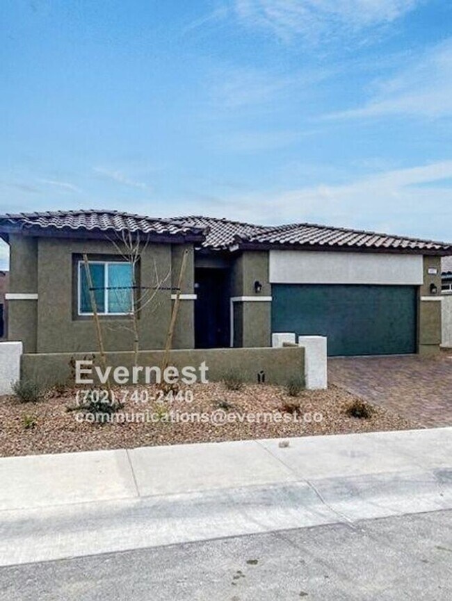 Building Photo - 1-Story Smart Home with Chef-Style Kitchen...