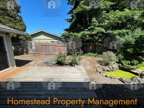 Building Photo - SPEND EVENINGS IN YOUR BEAUTIFUL PRIVATE BACK YARD!