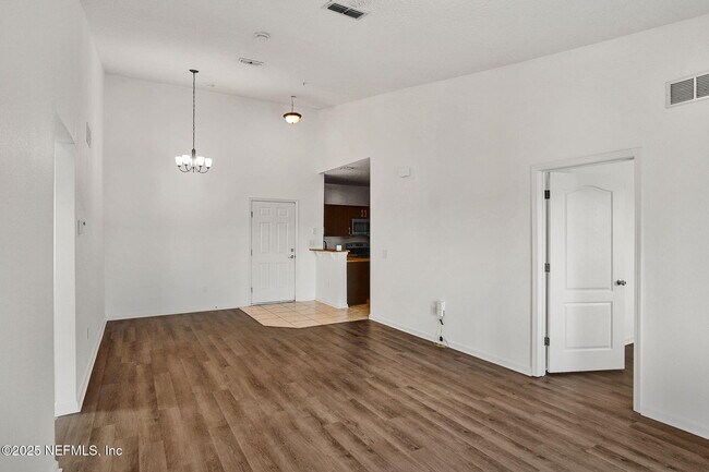 Building Photo - 4911 Key Lime Dr