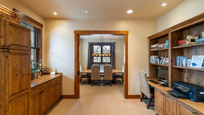 Building Photo - 6310 Locarno Dr