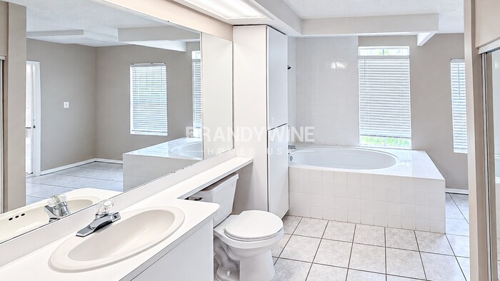 Building Photo - 6311 Fortune Ln