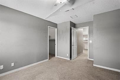 Building Photo - Large 2 story home with refrigerated air, huge backyard.