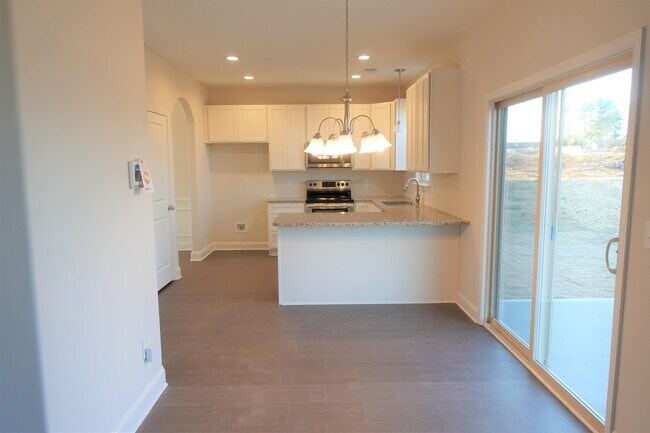 Building Photo - 2731 Millhone Dr